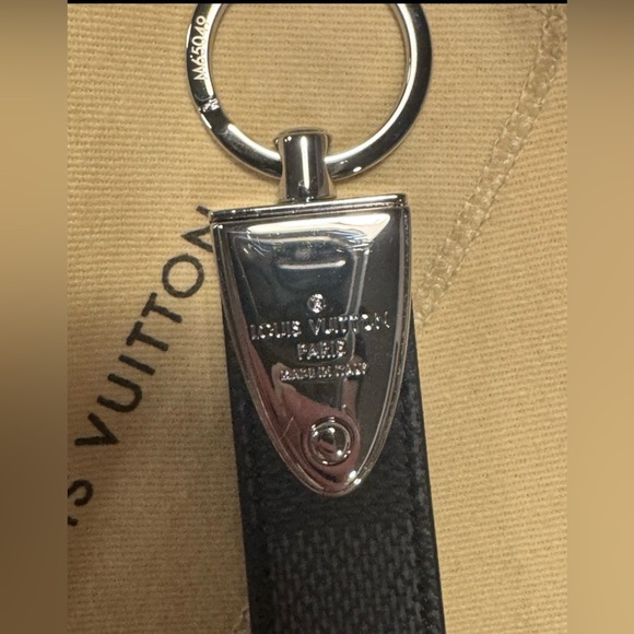 Louis Vuitton Damier Graphite Dragonne LV Key Holder NWB - Picture 4 of 9